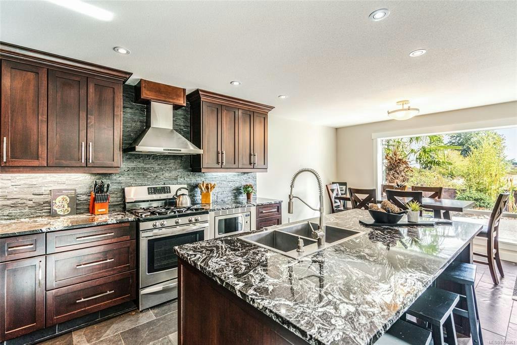 2466 Summerset Road, Nanoose, BC, V9P 9E4 - 4