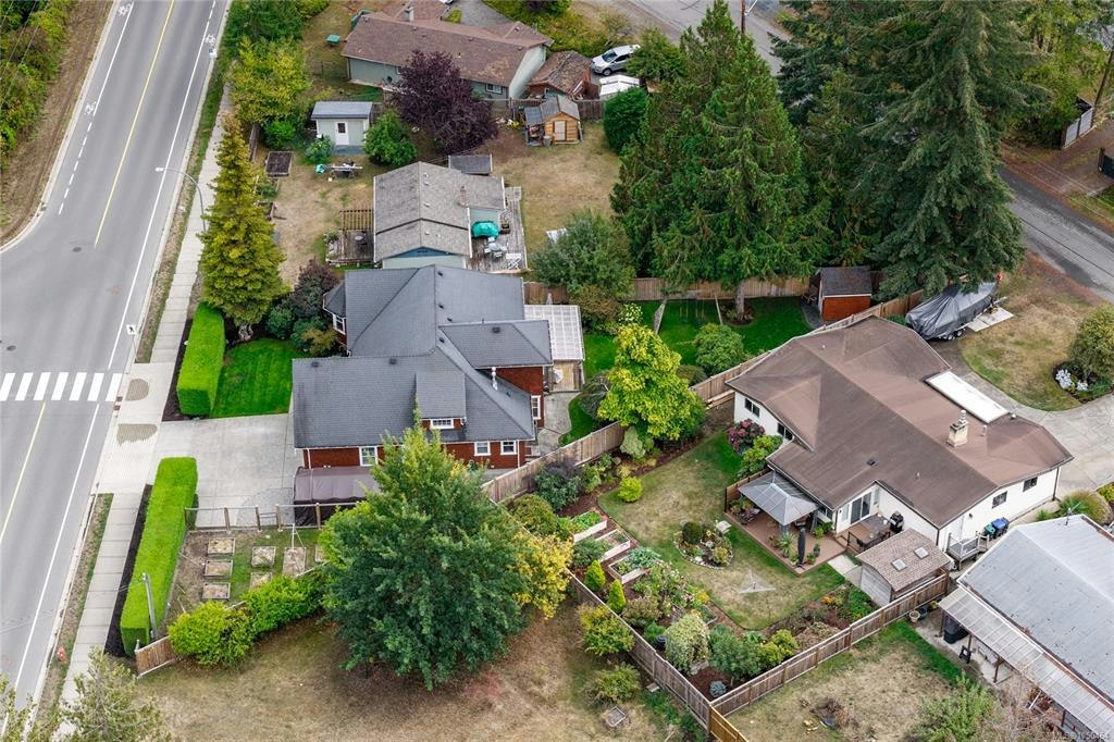 647 Temple Street, Parksville, BC, V9P 1B4 - 88