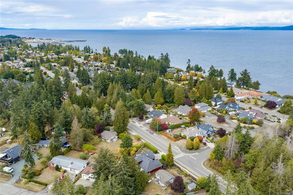 647 Temple Street, Parksville, BC, V9P 1B4 - 83