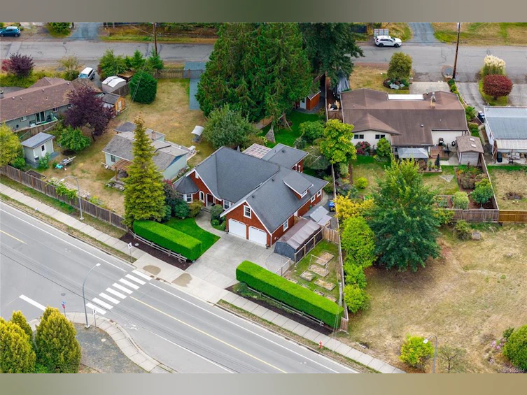 647 Temple Street, Parksville, BC, V9P 1B4 - 79