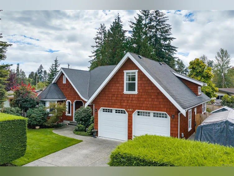 647 Temple Street, Parksville, BC, V9P 1B4 - 73