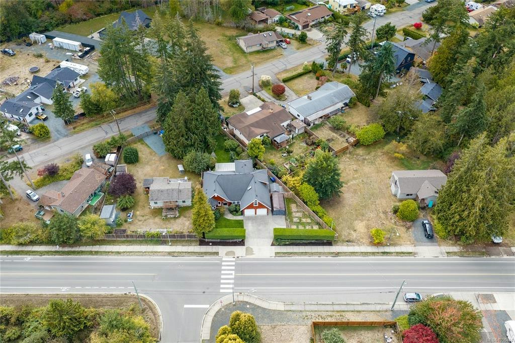 647 Temple Street, Parksville, BC, V9P 1B4 - 77