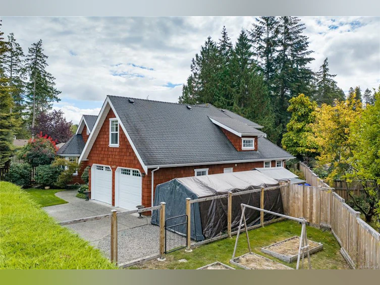 647 Temple Street, Parksville, BC, V9P 1B4 - 72