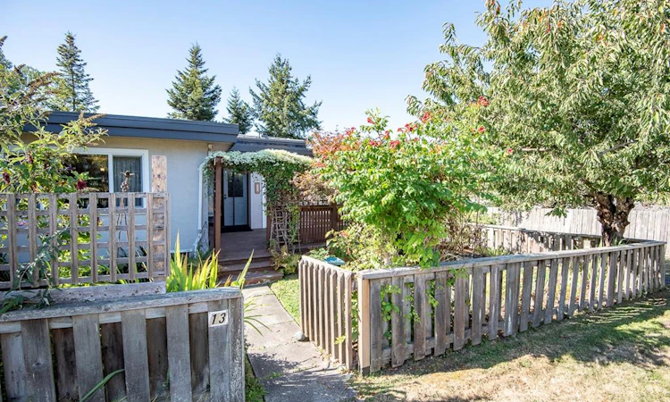 13-3060 Harriet Road