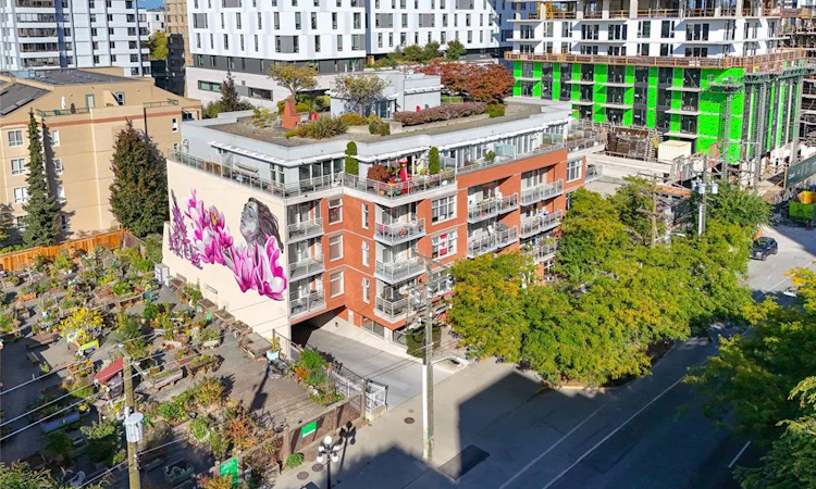 505-1030 Yates Street