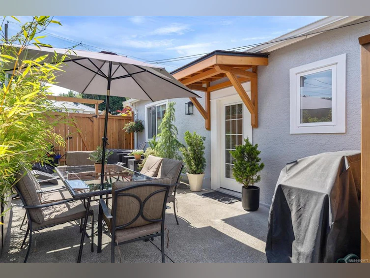 3054 Millgrove Street, Saanich, BC, V9A 1X5 - 20