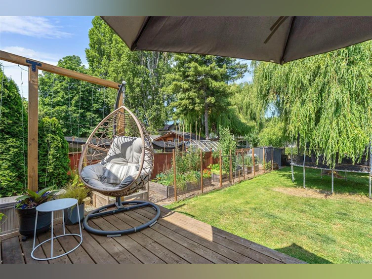 3054 Millgrove Street, Saanich, BC, V9A 1X5 - 25