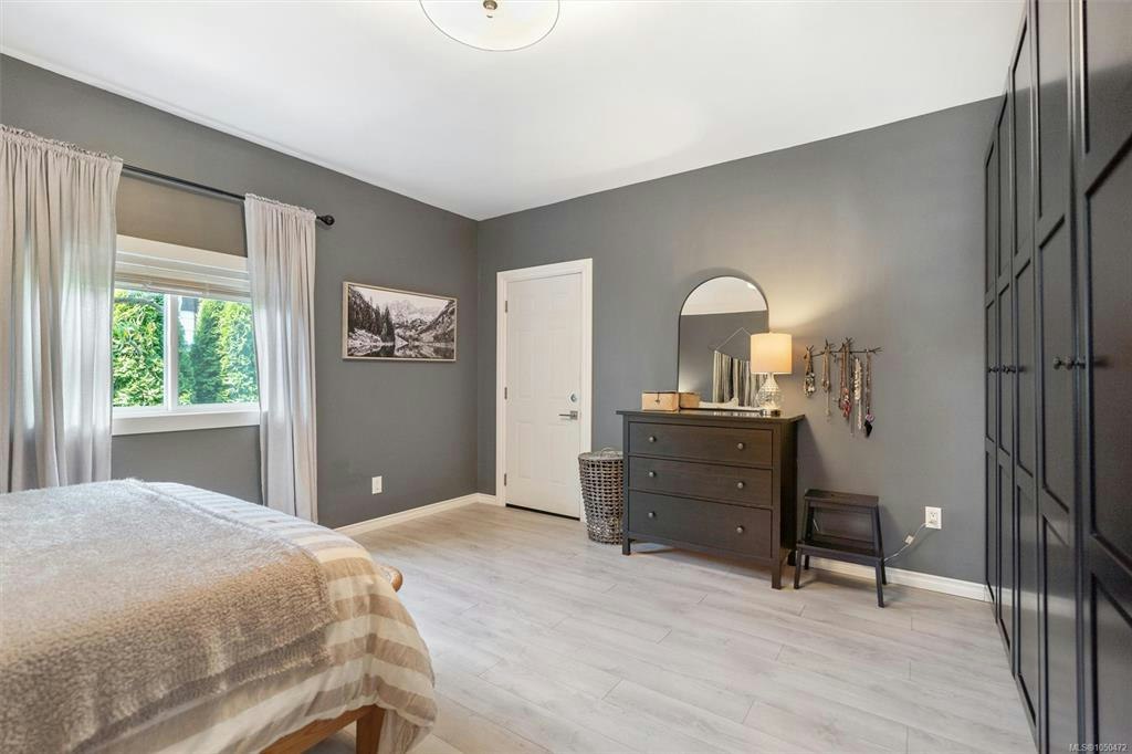 3054 Millgrove Street, Saanich, BC, V9A 1X5 - 12