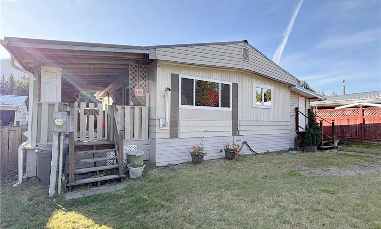 603 Conuma Drive