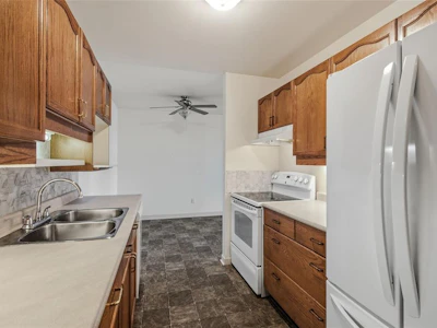 304-266 Hirst Avenue - 4
