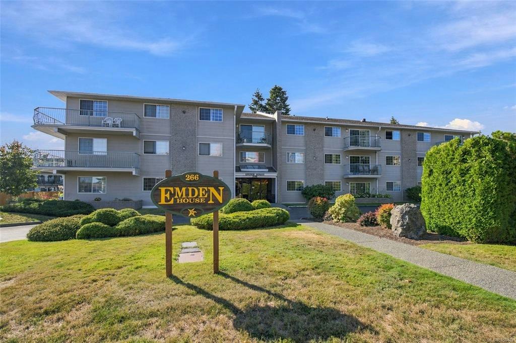 304-266 Hirst Avenue, Parksville, BC, V9P 2K9