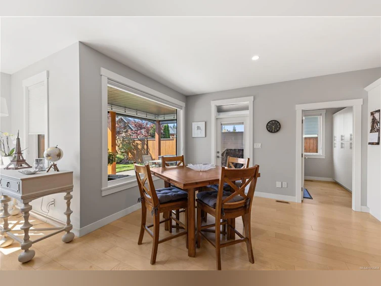 711 Salal Street, Campbell River, BC, V9H 0E6 - 12