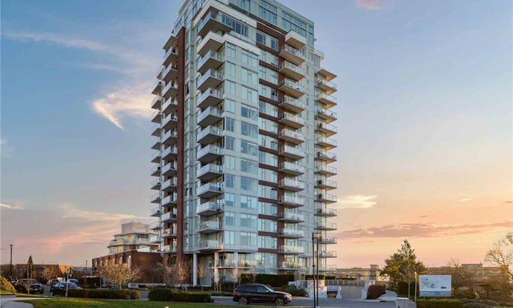 604-60 Saghalie Road