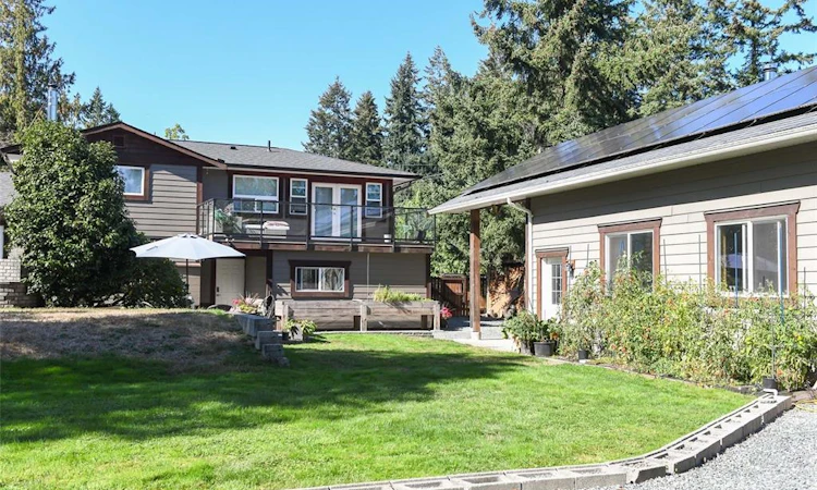 1530 Grayling Drive