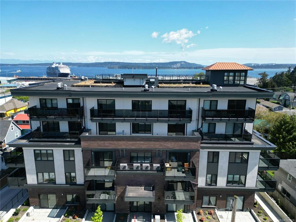 304-45 Haliburton Street, Nanaimo, BC, V9R 4V6