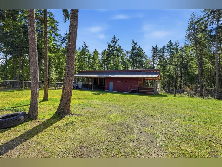 1195 Spider Lake Road, Qualicum Beach, BC, V9K 2L7 - 8