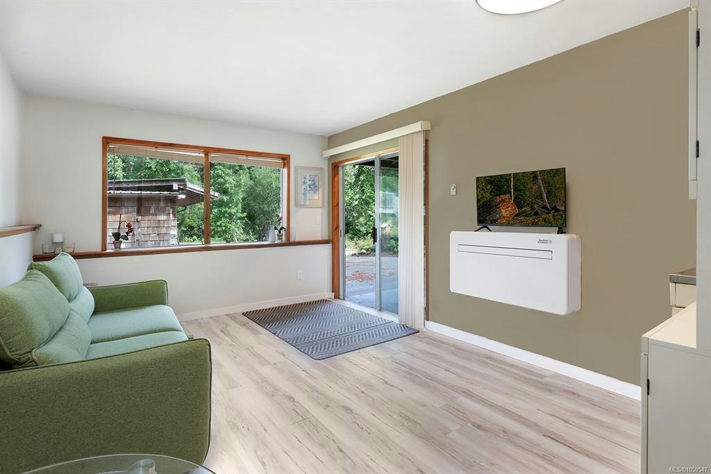 6585 Walker Frontage Road, Union Bay, BC, V0R 1W0 - 33