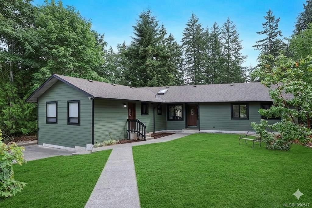 6585 Walker Frontage Road, Union Bay, BC, V0R 1W0 - 3