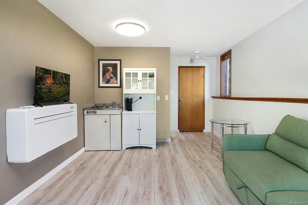 6585 Walker Frontage Road, Union Bay, BC, V0R 1W0 - 35