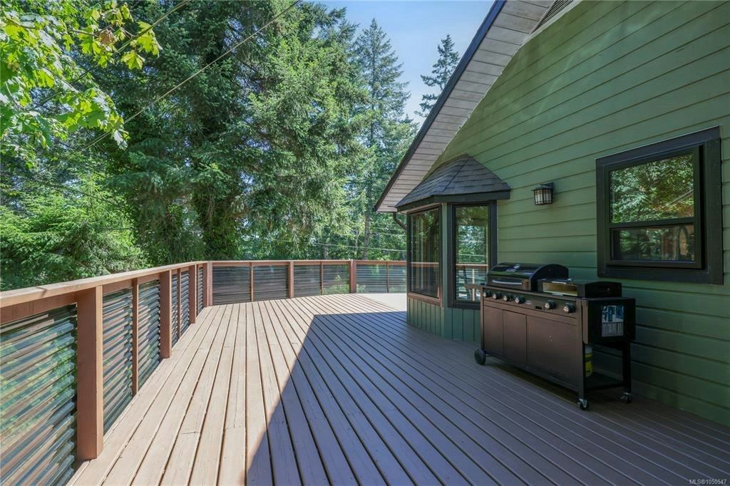 6585 Walker Frontage Road, Union Bay, BC, V0R 1W0 - 13