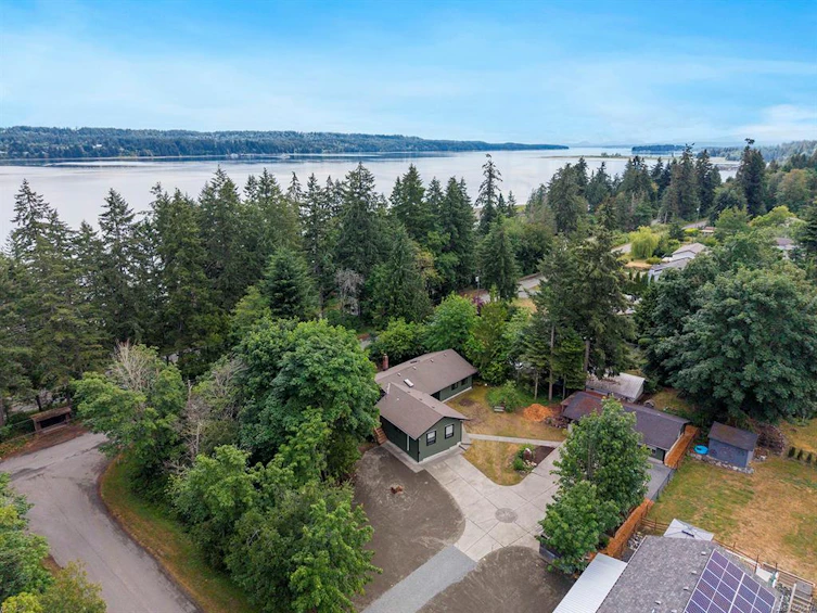 6585 Walker Frontage Road, Union Bay, BC, V0R 1W0