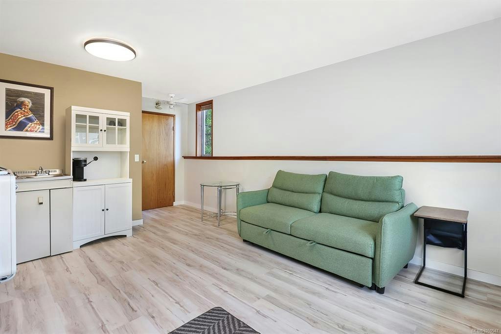 6585 Walker Frontage Road, Union Bay, BC, V0R 1W0 - 34
