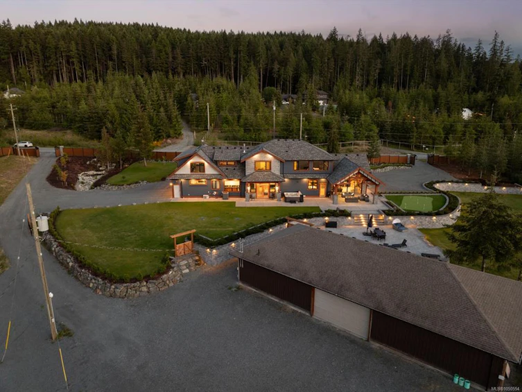 2833 Woodcroft Place, Shawnigan Lake, BC, V8H 2E4 - 4