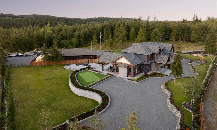 2833 Woodcroft Place