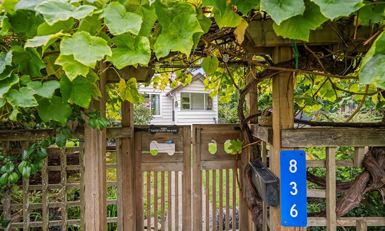 836 3rd Street