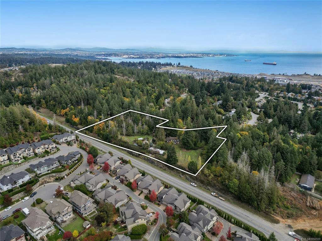 567 Windthrop Road, Colwood, BC, V9C 3B6