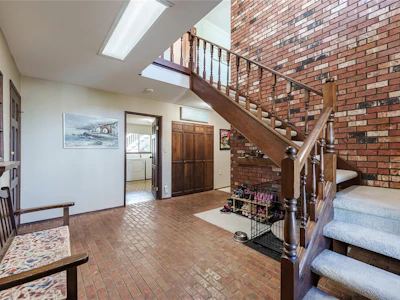 438 Davis Road - 5