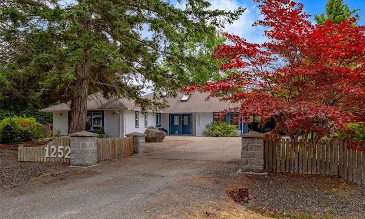 1252 Bunker Place