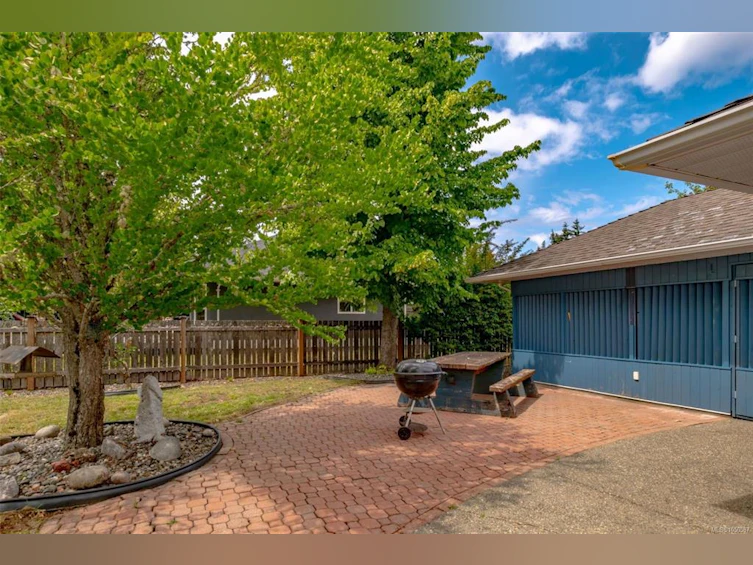 1252 Bunker Place, French Creek, BC, V9P 1W8 - 11