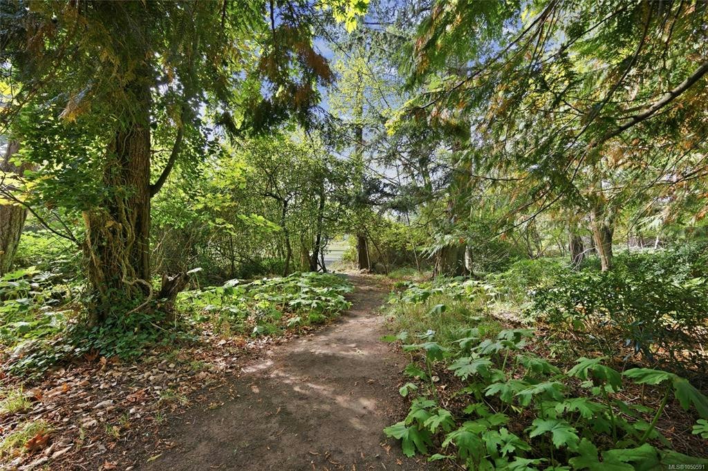 1719 E Centennial Avenue, Comox, BC, V9M 2W3 - 59