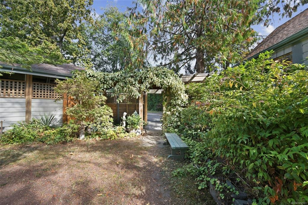1719 E Centennial Avenue, Comox, BC, V9M 2W3 - 54