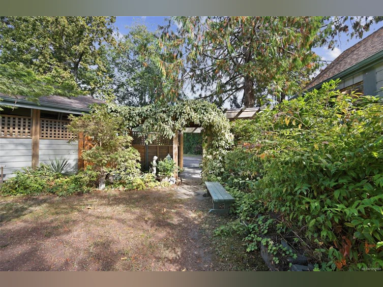 1719 E Centennial Avenue, Comox, BC, V9M 2W3 - 54