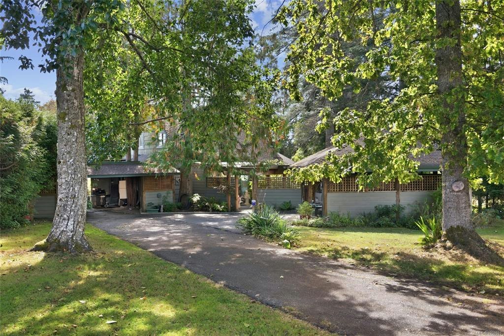 1719 E Centennial Avenue, Comox, BC, V9M 2W3 - 4