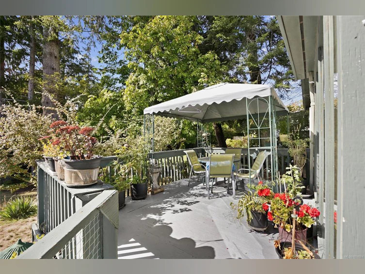 1719 E Centennial Avenue, Comox, BC, V9M 2W3 - 49