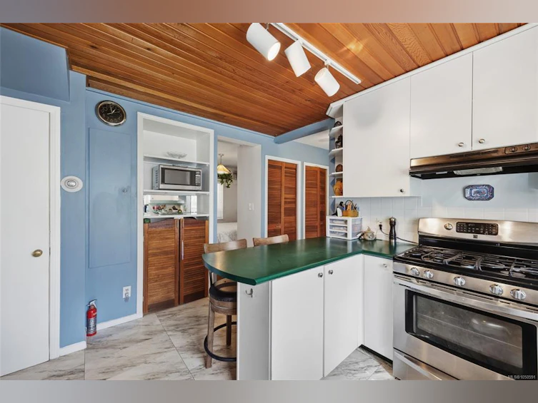 1719 E Centennial Avenue, Comox, BC, V9M 2W3 - 26