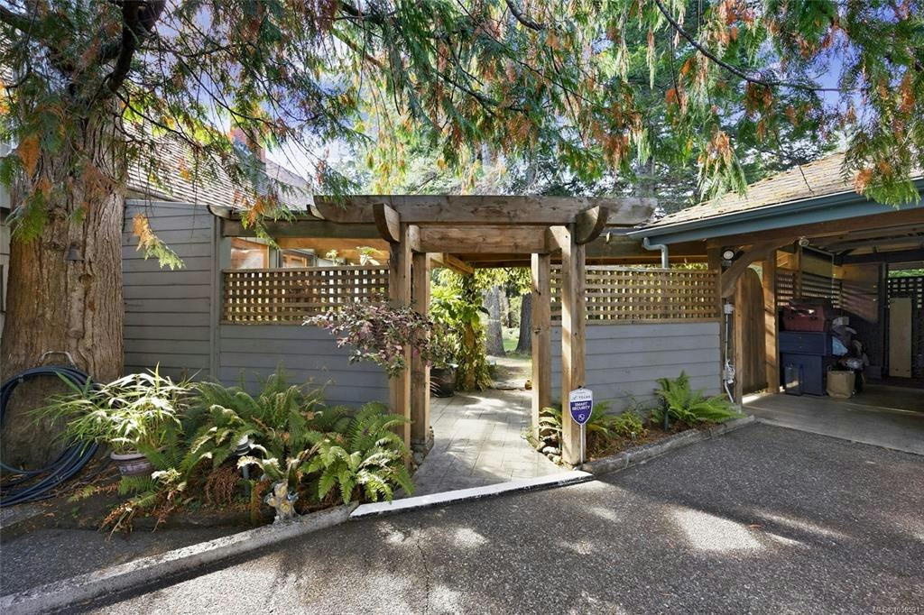 1719 E Centennial Avenue, Comox, BC, V9M 2W3 - 10