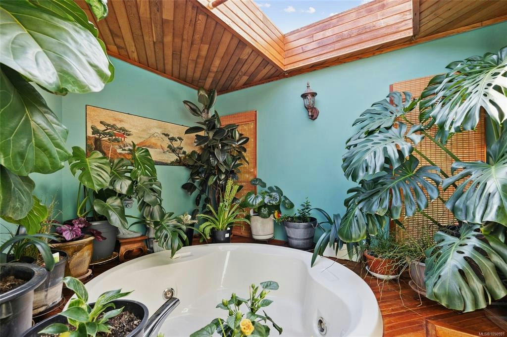 1719 E Centennial Avenue, Comox, BC, V9M 2W3 - 29