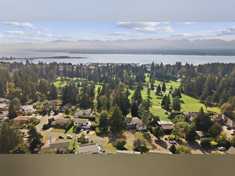 1719 E Centennial Avenue, Comox, BC, V9M 2W3 - 64