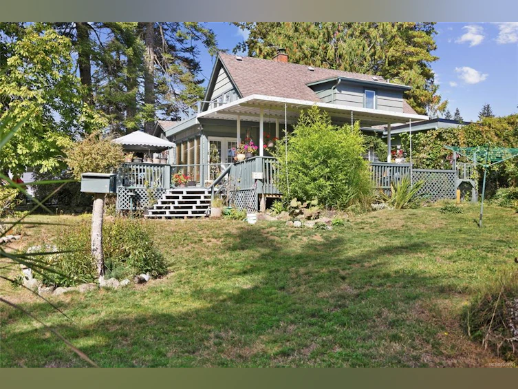 1719 E Centennial Avenue, Comox, BC, V9M 2W3 - 6