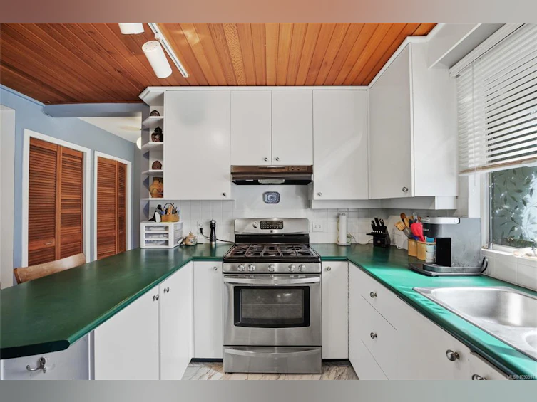 1719 E Centennial Avenue, Comox, BC, V9M 2W3 - 25