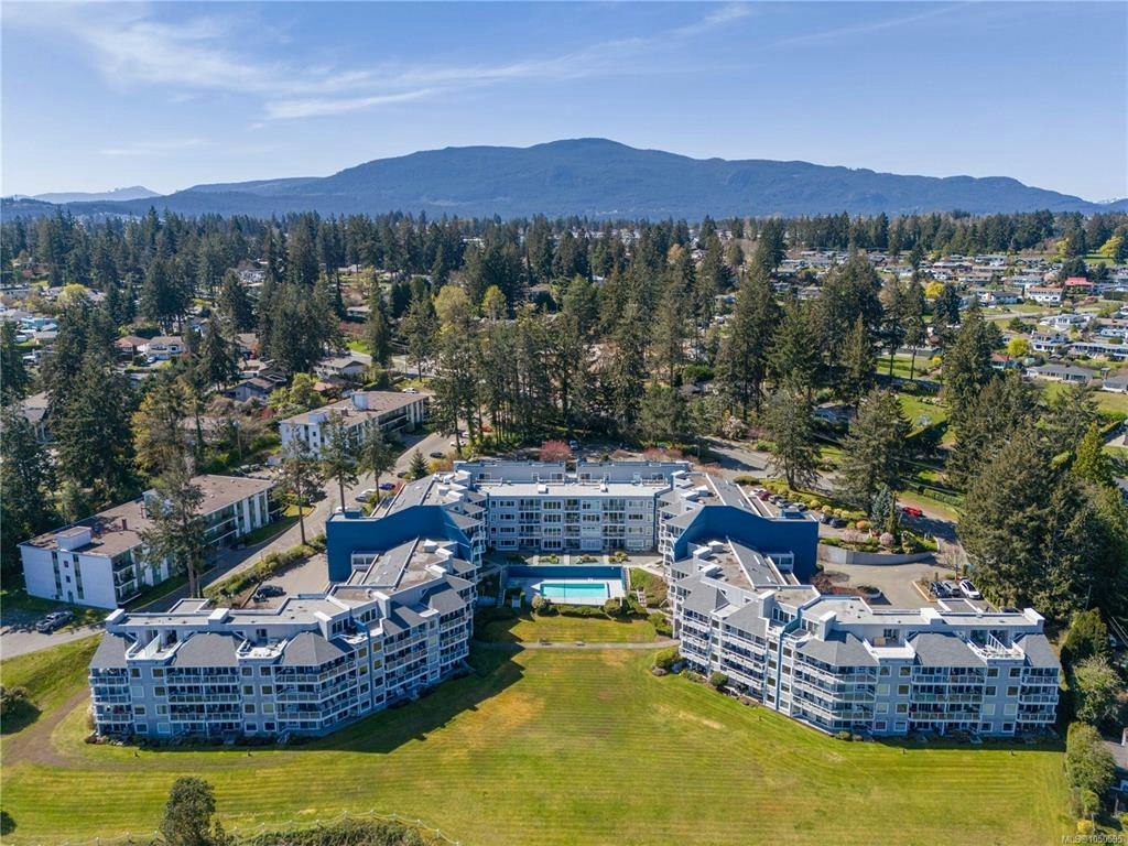 208-2562 Departure Bay Road, Nanaimo, BC, V9S 5P1