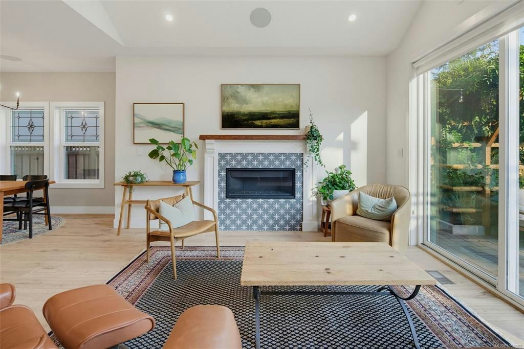 1159 Sluggett Road, Central Saanich, BC, V8M 1E9 - 8