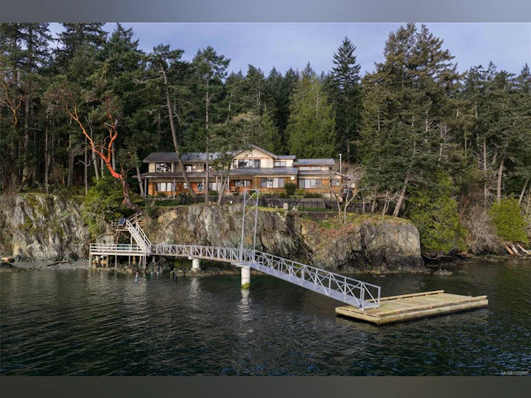 250 Holmes Road, Salt Spring Island, BC, V8K 1T6 - 5