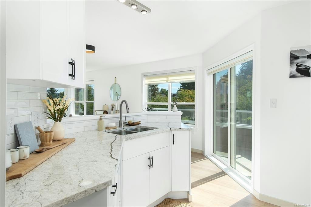 311-300 St. Ann's Road - 4