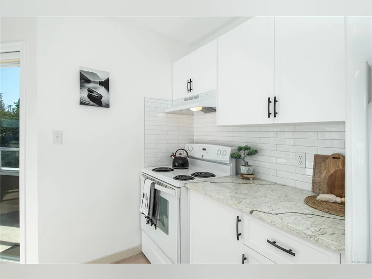 311-300 St. Ann's Road, Campbell River, BC, V9W 4C6 - 3