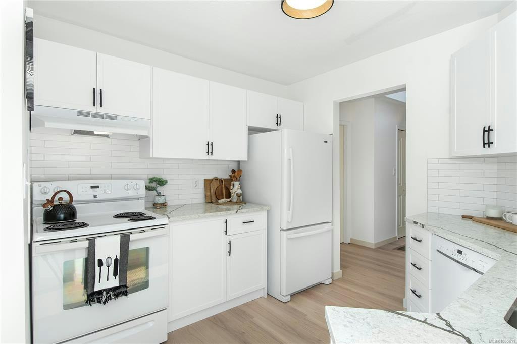 311-300 St. Ann's Road - 2